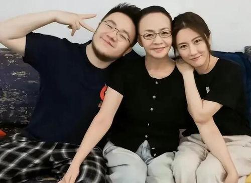 娱乐区吃瓜爆料,揭秘明星背后的那些事儿 第3张 娱乐区吃瓜爆料,揭秘明星背后的那些事儿 第3张